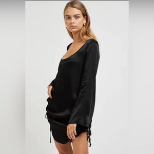 SNDYS Carmen Satjn Back Dress